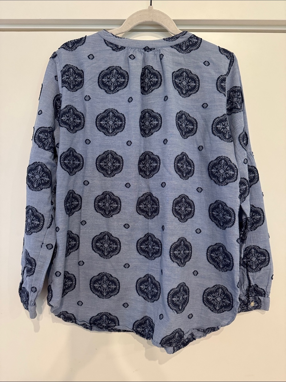 Loft Cotton Button Down Shirt Size M - Picture 2 of 7